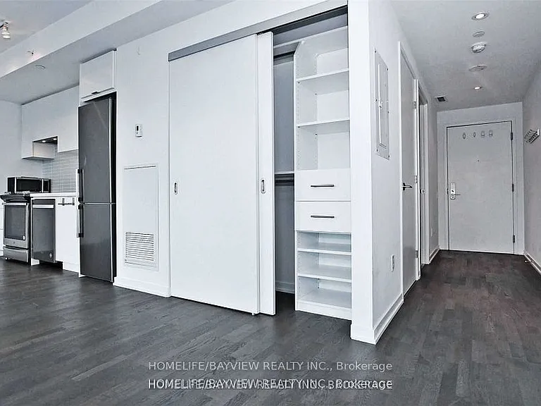 60 Colborne St #2201 — Photo 16