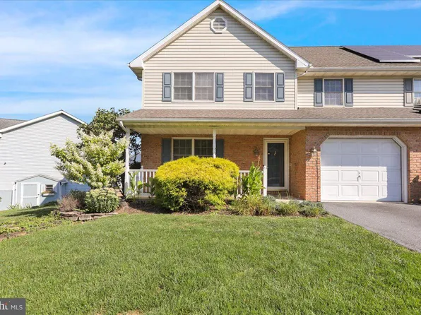 903 Cacoosing Dr, Sinking Spring, PA 19608