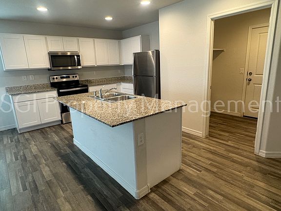 2nd image of 2040 E Julian Dr