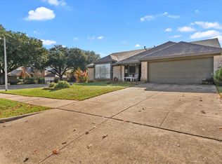8114 Azzurra Dr, Rowlett, TX 75089
