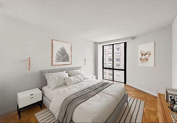 5th image of 360 E 57th St #8BA