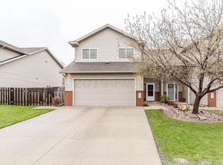 3221 23rd Ave S, Fargo, ND 58103