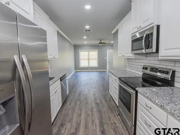 11373 County Road 152 W, Bullard, TX 75757