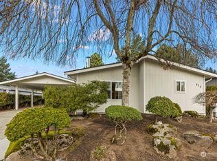 919 243rd St SW, Bothell, WA 98021