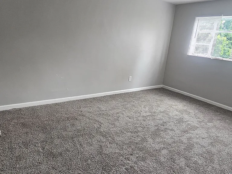 993 Burton Ave #3 — Photo 6