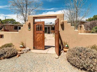 4 Camino Cielo Azul, Santa Fe, NM 87508