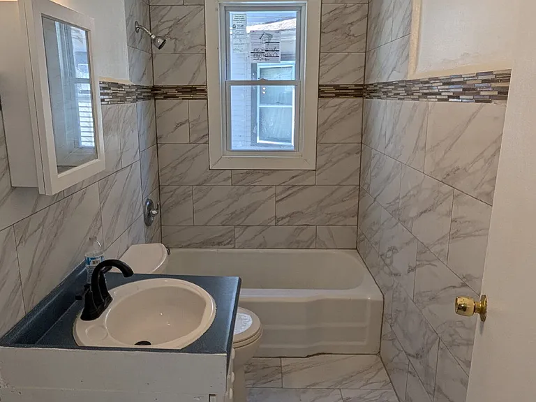 54 Humber Ave #1 — Photo 6