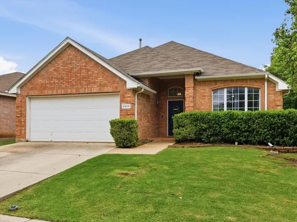 2829 Red Wolf Dr, Fort Worth, TX 76244
