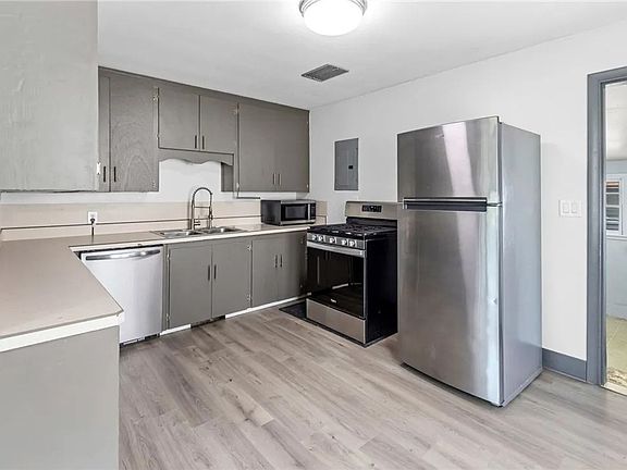 3rd image of 335 Wicks Ln