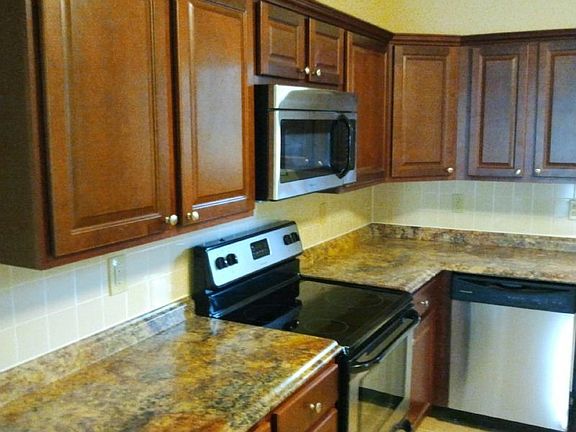 2nd image of 968 Saint Julian Ave