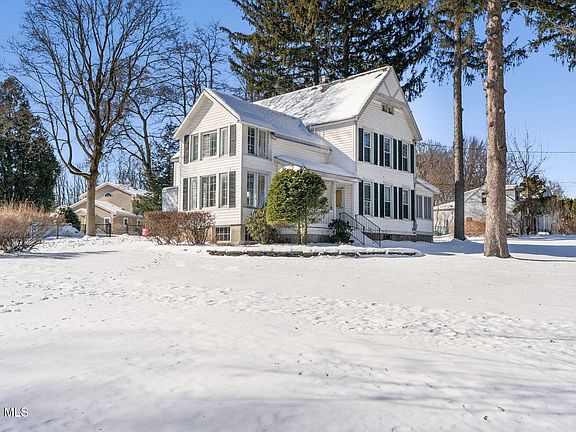 2nd image of 174 Menands Road