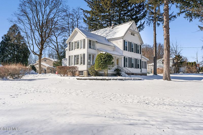 2nd image of 174 Menands Road