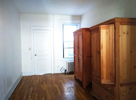 Rented by Iazzag Realty Inc | media 11