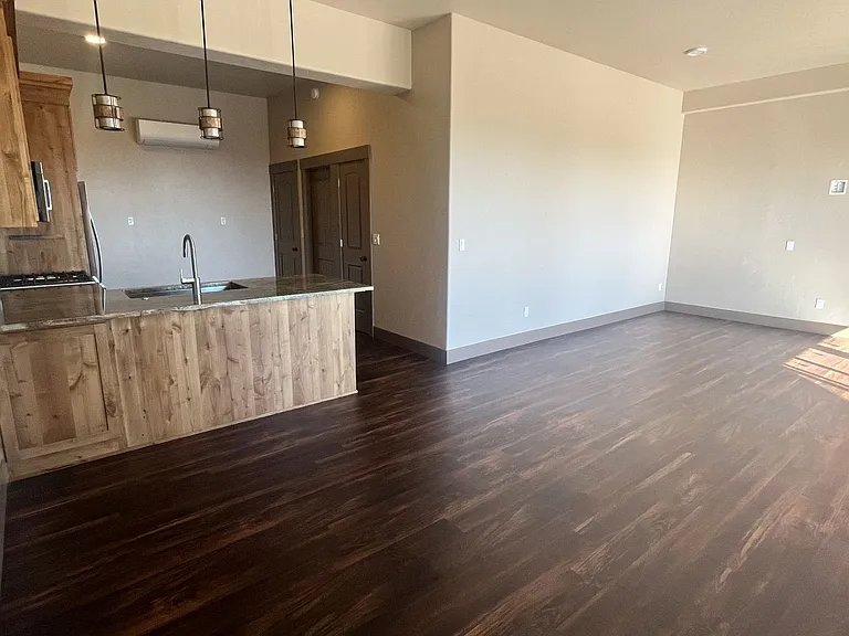 2515 NW Upper Rim Pl — Photo 4