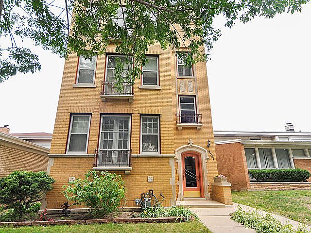 1st image of 7541 Kildare Ave APT 1