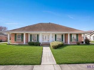 5738 Holly Springs Dr, Baton Rouge, LA 70817