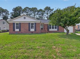 419 Dunham Massie Dr, Hampton, VA 23669