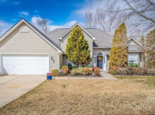 108 Vermillion Loop, Statesville, NC 28625