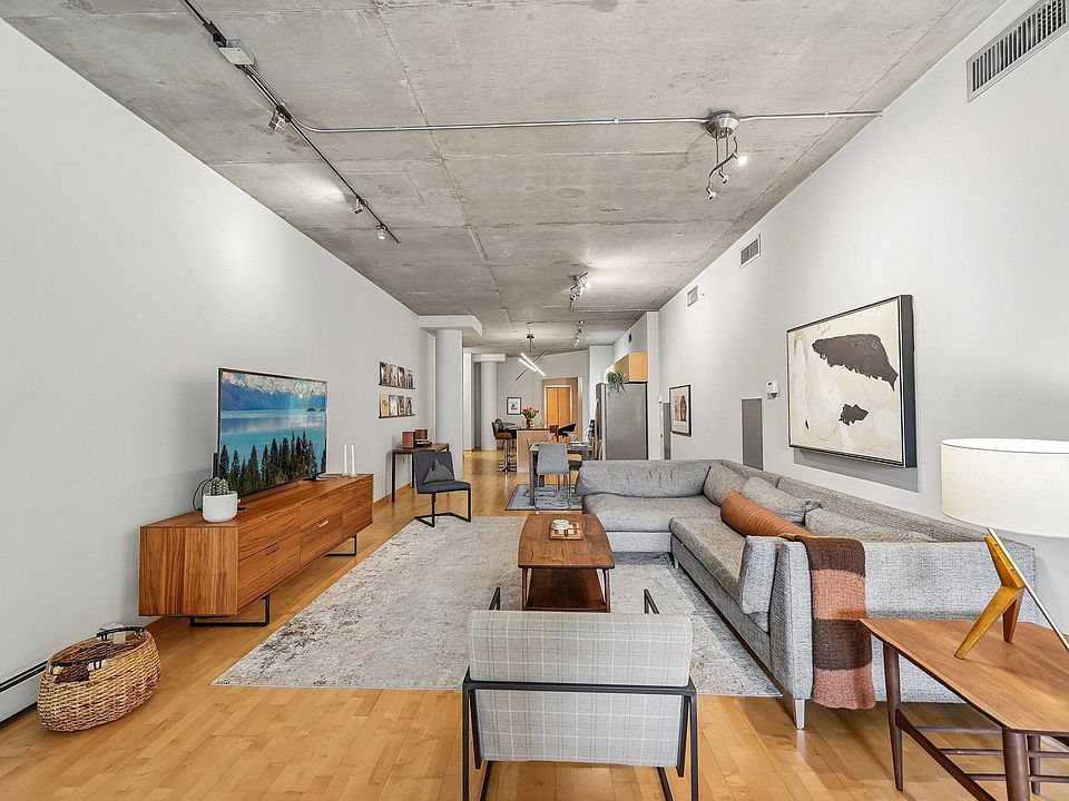 1st image of 212 N 1st St APT 306