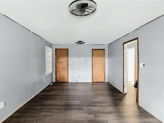 3rd image of 313 N Padgett St