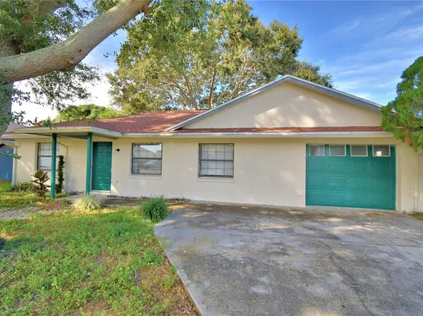 373 Lake Daisy Cir, Winter Haven, FL 33884