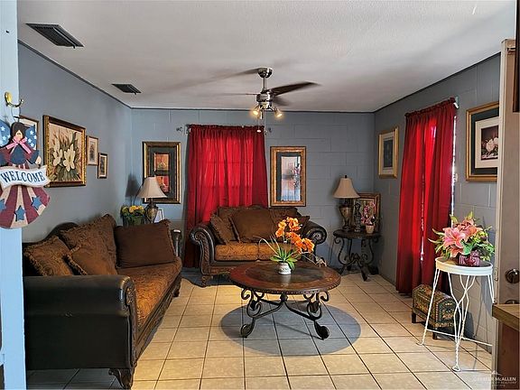 3rd image of 165 N Kennedy St