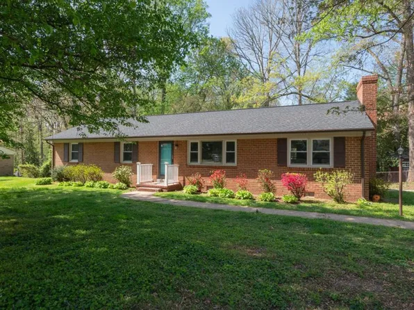 2900 Clintwood Rd, Midlothian, VA 23112