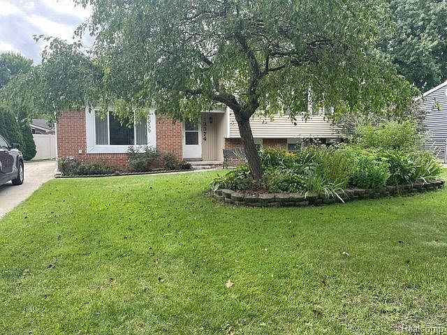 1st image of 13374 Westminister Dr