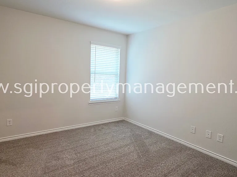 266 Canyon Crest Way — Photo 16