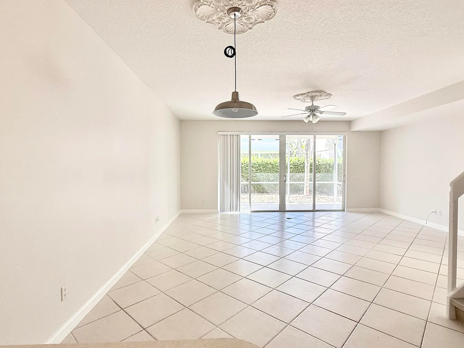3 bed, 2.5 bath, 1500 sqft, $2,950 — Photo 3