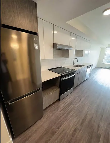 2619 Hastings St E — Photo 10