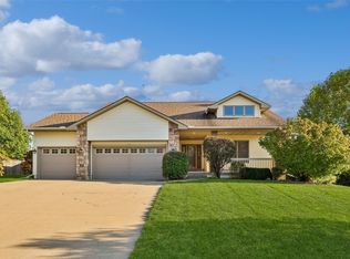 6801 Jules Verne Ct, Johnston, IA 50131