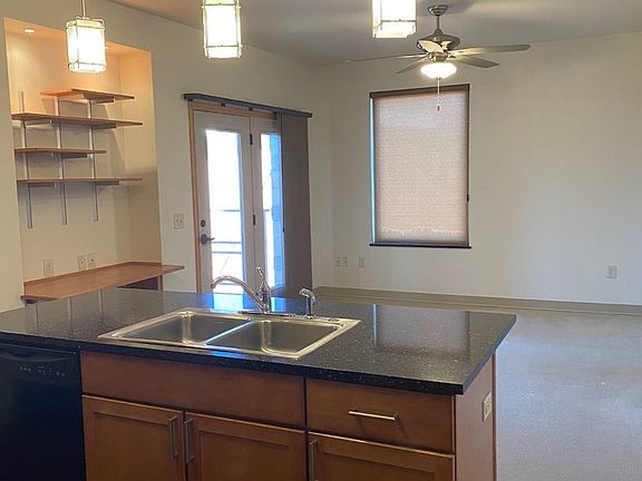 4th image of 1000 Sunset Ave APT 206