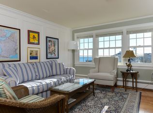 186 Clinton Ave #3, Falmouth, MA 02540
