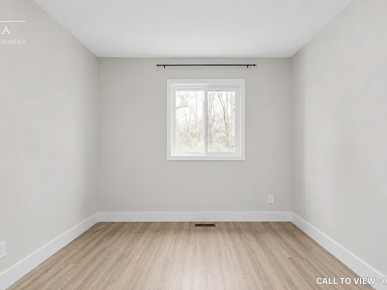 99 Wellington St E #1 — Photo 15