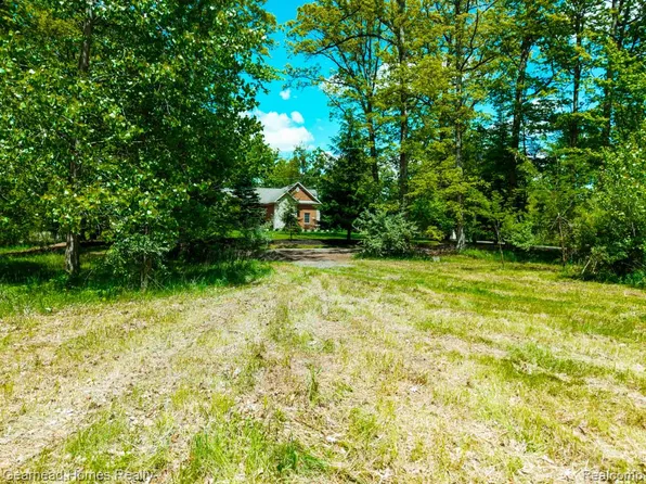 C 1 Doa Ln, Brighton, MI 48114