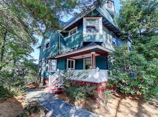 165 Arnold Ave #1, Cranston, RI 02905