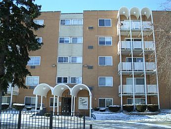 1st image of 8018 S Hoyne Ave APT 13