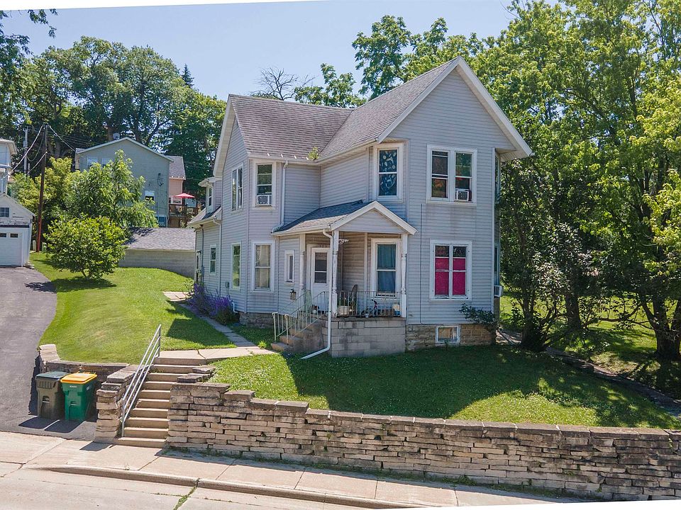 1st image of 309 W Fond Du Lac St