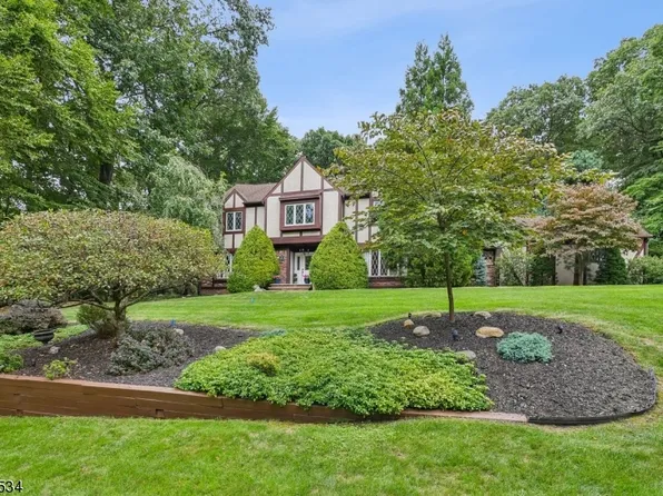 1 Hennion Dr, Parsippany-Troy Hills Twp., NJ 07054