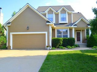 16751 W 156th St, Olathe, KS 66062