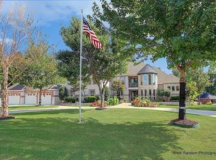 374 N Walnut Ridge Ln, Siloam Springs, AR 72704