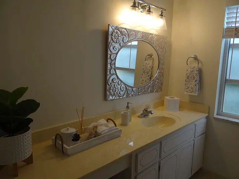 2473 Rosa Ln — Photo 12