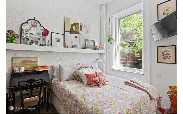 Rented by Douglas Elliman | media 6