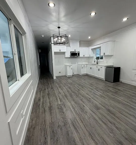 8624 Graham Ave #A — Photo 10