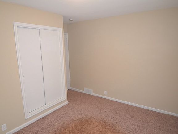 5th image of 4623 Heights Dr NE