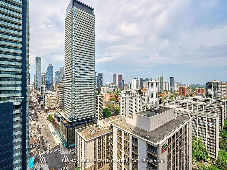 7 Grenville St #2605 — Photo 35