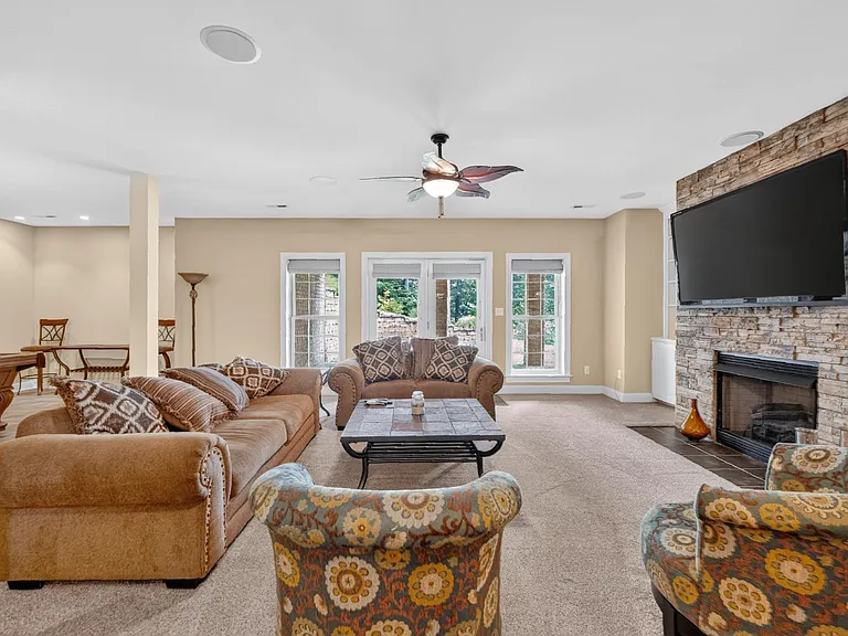 237 Golf Course Trl — Photo 60