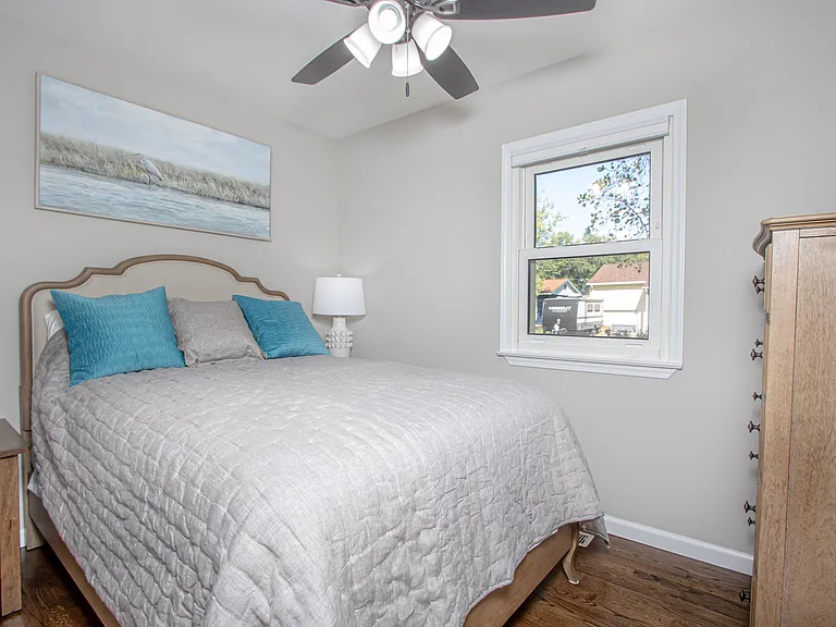 342 Fury Dr — Photo 3