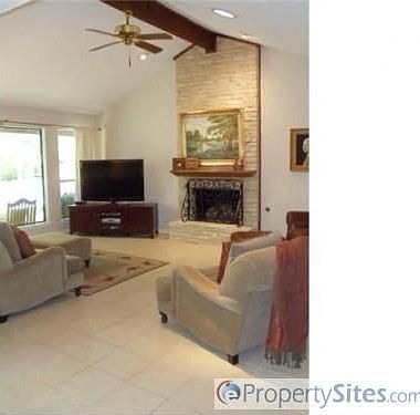 5th image of 4004 Austin Woods Dr